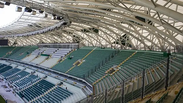 Konyaspor-Gençerbirliği maçını 73 kişi izledi