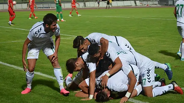 Yavru Kartallar, sezonu farklı açtı