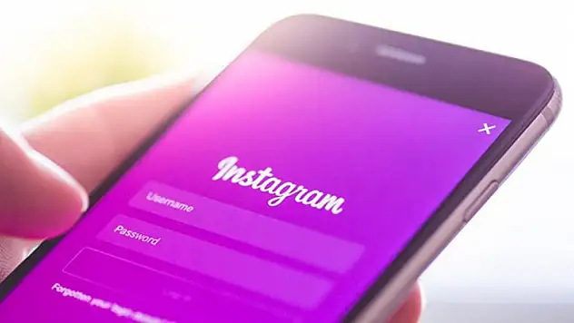 Instagram'da açık tespit edildi