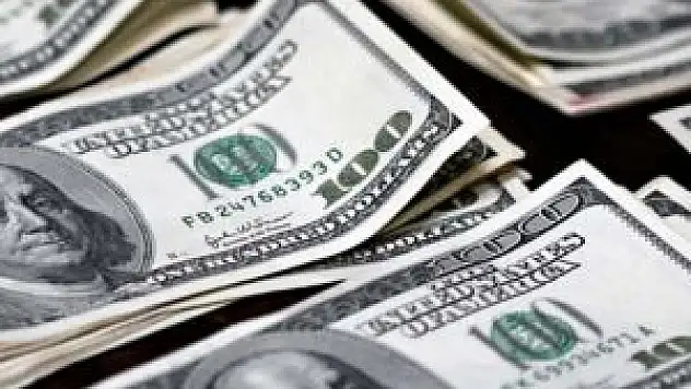 Dolar tarihi bir rekor daha kırdı