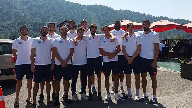 Selçuklu Basket'te kaptanlar umut saçtı 