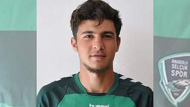 Anadolu Selçukspor'un eski oyuncusundan müthiş gol!
