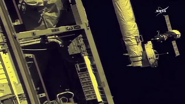 Yeni ekip Uluslararası Uzay İstasyonu'na ulaştı