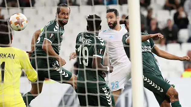 Konyaspor savunması sarardı!