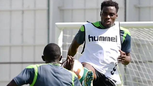 Konyaspor'da Akhisar mesaisi başladı