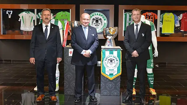 Vitoria Başkanı Konya'ya kalbini bıraktı