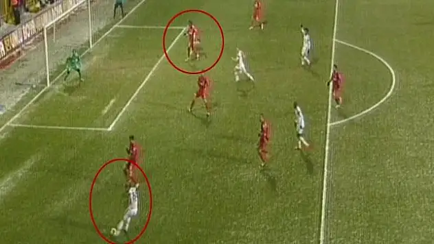 Fenerbahçelileri çıldırtan pozisyon