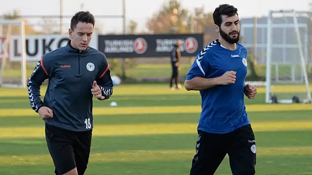 Konyaspor'da Amir, gün sayıyor