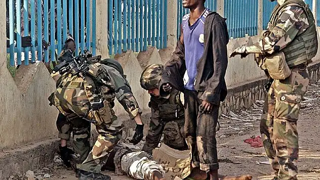 'Fransa Hristiyan milisleri silahlandırıyor' iddiası