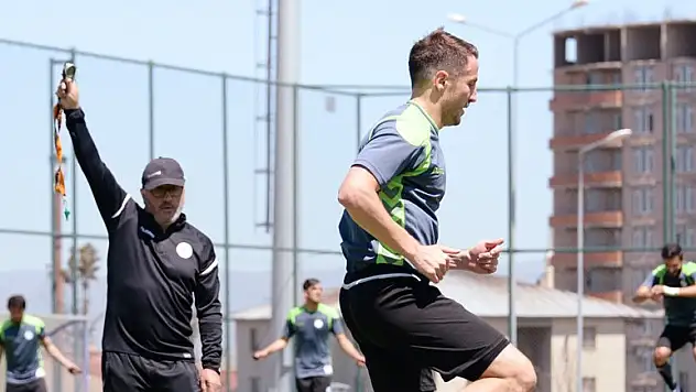 Reşit Akçay, Çamdalı'nı kadroya neden almadığını açıklamadı