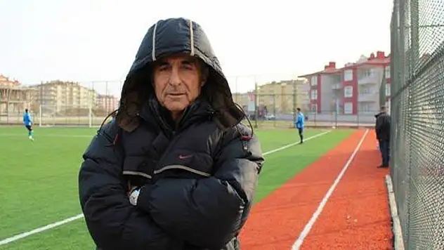 Pro Lisanslı Ömer Zengin, Süper Amatör'de hoca oldu