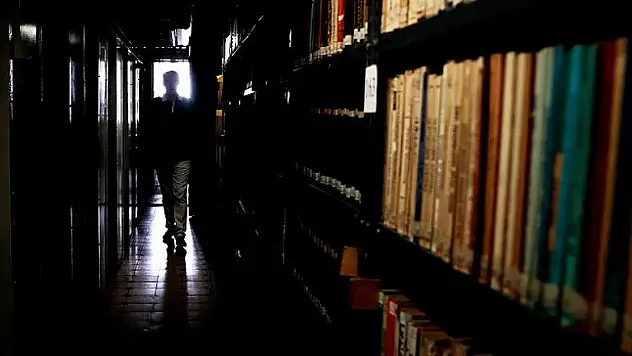 24 il halk kütüphanesinin çalışma süresi uzatıldı