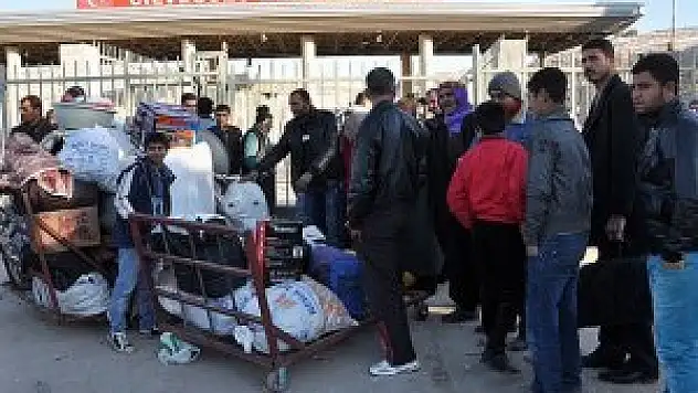 Üç sınır kapısı Suriyelilerin 'can damarı'