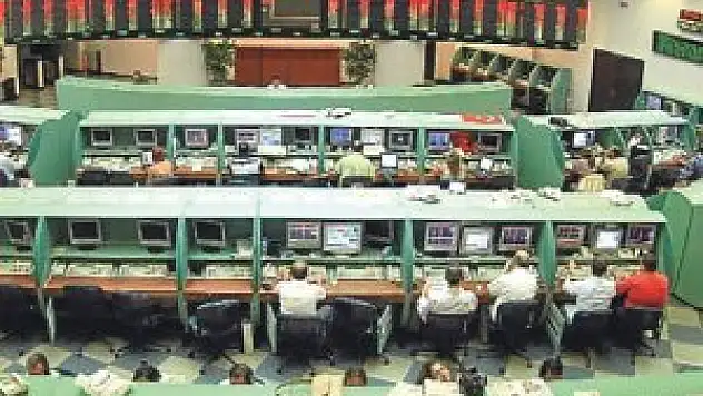 Borsa yüzde 4 düştü, dolar 2.09'a çıktı