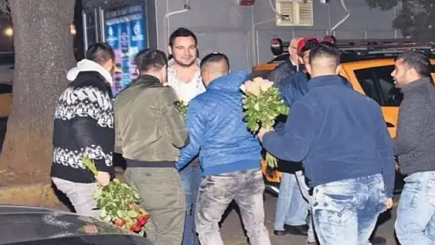 Hacı Sabancı'nın zorla 2 bin lirasını aldılar!