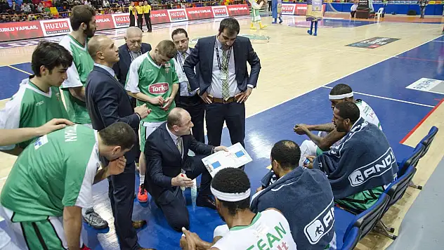 Aziz Bekir Petkim'de