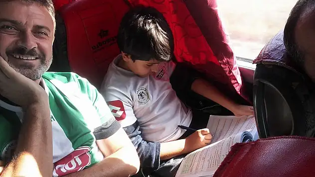 Konyaspor'dan minik taraftara jest