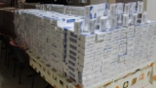 Borcunu ödemek için kaçak sigara taşıdı