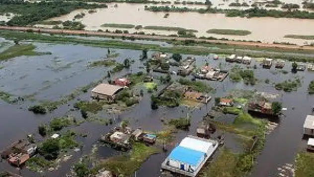 Brezilya'da sel: 44 ölü 65 bin evsiz