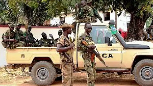 Camiye sığınan 23 Müslüman öldürüldü