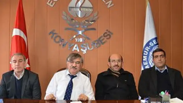 Memur-Sen İl Temsilcisi Selvi konuştu