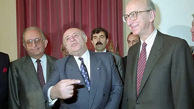 Koalisyonlar hiç hayır getirmedi