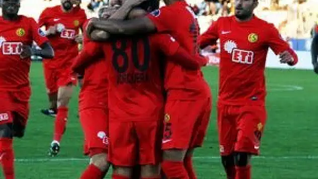 Beşiktaş'tan G.Saray'a büyük çalım!