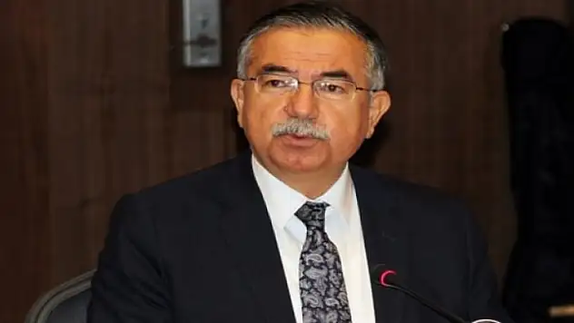Bakan Yılmaz'dan eğitim sistemine cevap