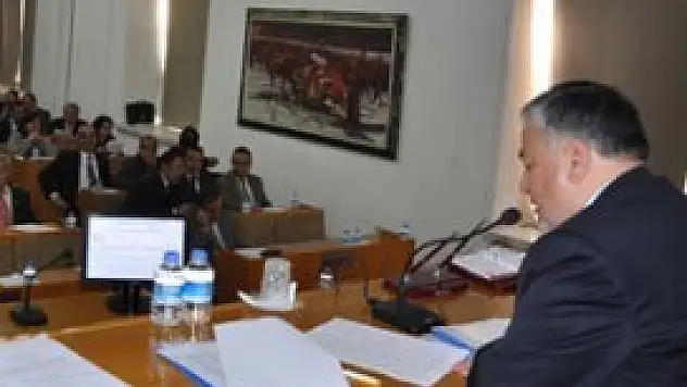 Meclis'ten şampiyonlara altın ödülü