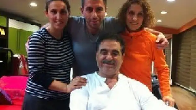 Tatlıses ateş püskürdü: Sil o fotoğrafları