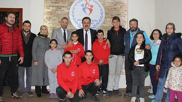 Özel sporculardan Ersöz'e ziyaret