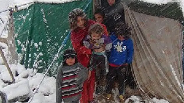 2,3 milyon Suriyeli soğukla savaşıyor