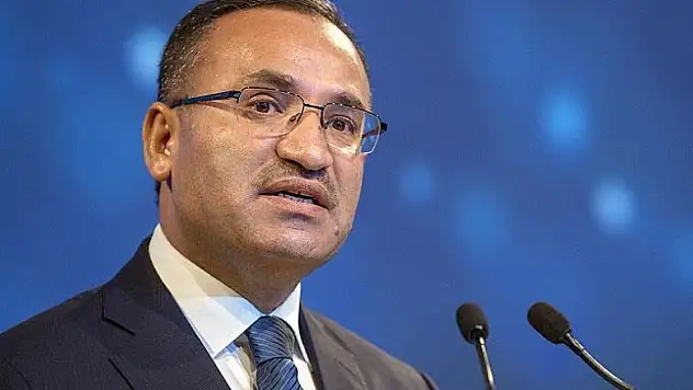 ''Kınamadan öte bir duruşun, tutumun ortaya çıkması lazım''