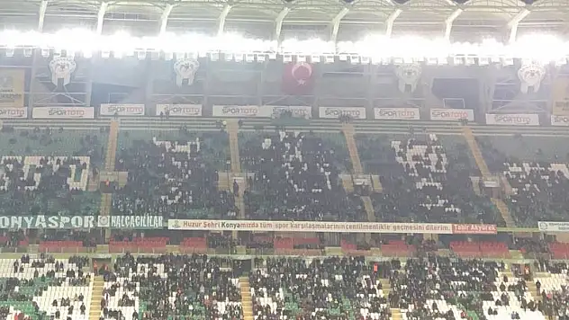 Konyaspor taraftarı dondu!