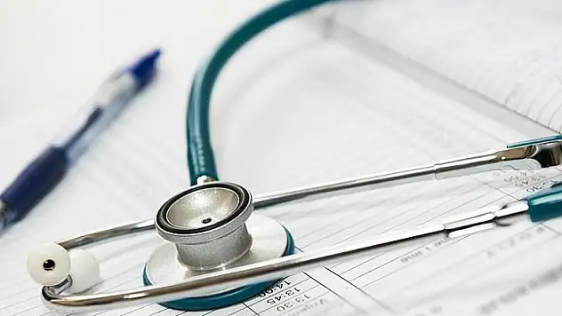 Özel hastanede çalışan hekime nöbet düzenlemesi