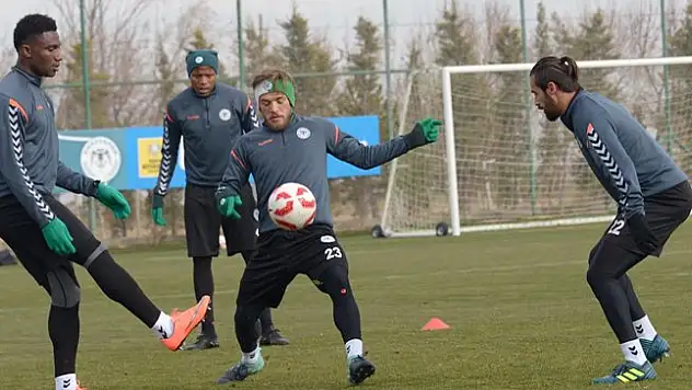 Konyaspor'da rota kupaya döndü 