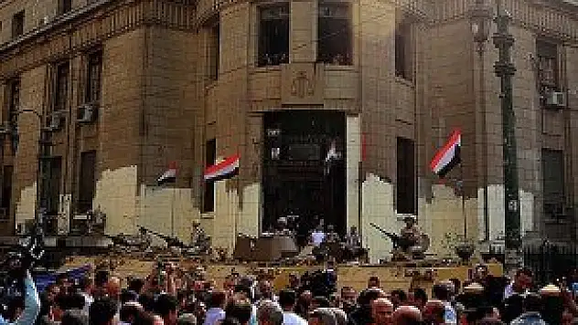 Mısır'da anayasa referandumu davası Danıştay'a gönderildi