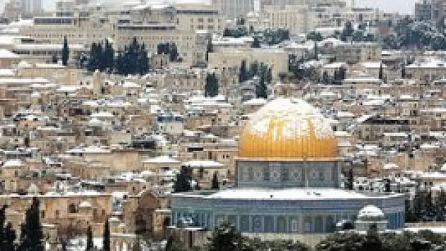 Kudüs kara büründü