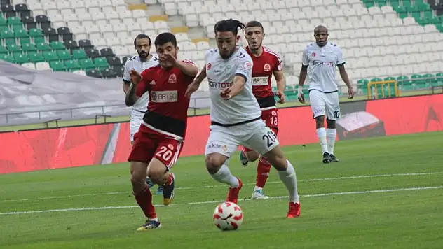 Özdilek'in prensi: Vedat Bora!