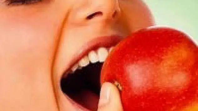 Kolesterole karşı her gün bir elma...