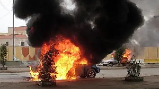 Felluce top ateşi altında