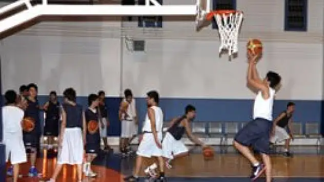 Uğur İbrahim Altay'dan sporculara ziyaret