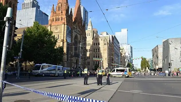Melbourne: Une voiture fauche des piétons, 19 blessés