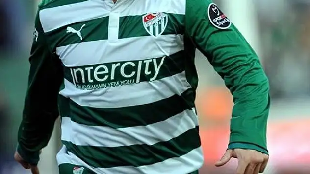 Bursaspor'un yeni transferi Türkiye'de