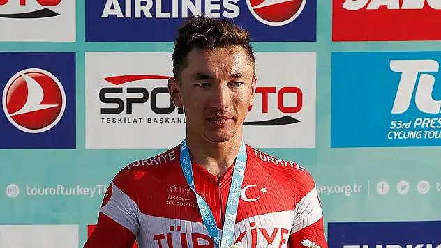 Ahmet Örken, Sakarya ile anlaştı