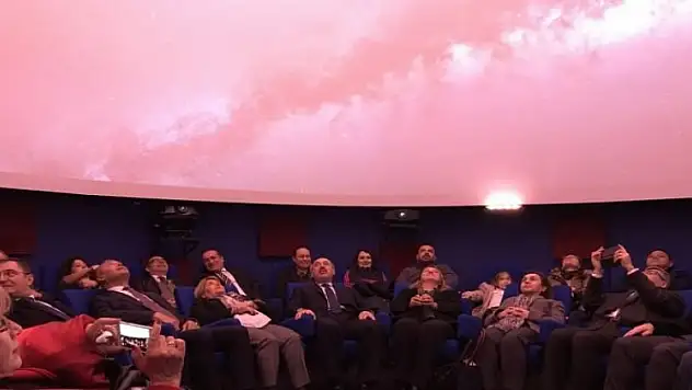 Türkiye'de bir ilk! 4K çözünürlüklü planetaryum...