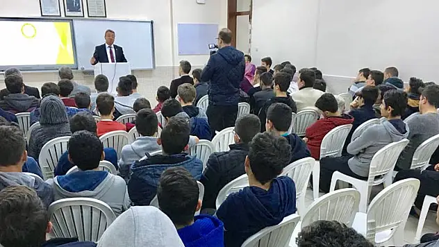 Karatay'da tecrübe gençlerle buluştu