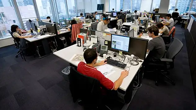 Çalışanlara 25 bin lira fazla mesai