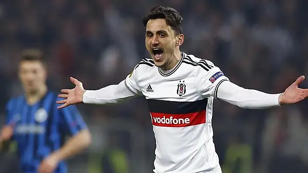 Mustafa Pektemek'i eşi Konyaspor'a salmamış!