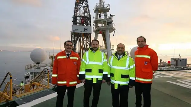 Bakan Albayrak yeni yıla girerken müjdeyi verdi